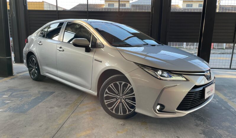 Toyota Corolla Altis 2021 completo