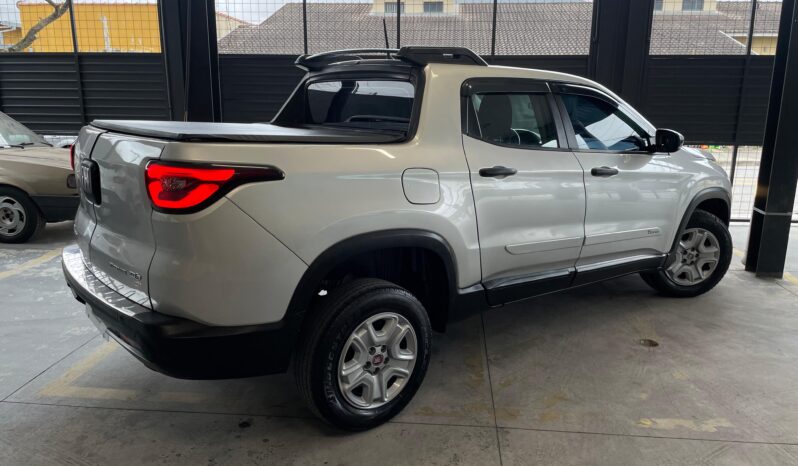 Fiat Toro Freedom 2018 completo