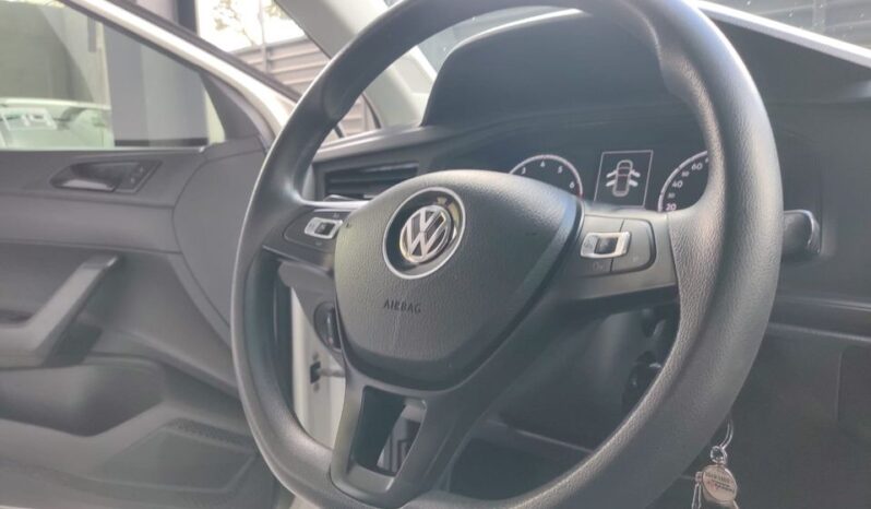 Volkswagen Polo 2020 completo