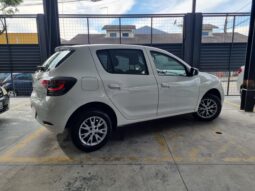 Renault Sandero 2023 completo