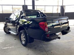 Mitsubishi L200 Triton 2012 completo