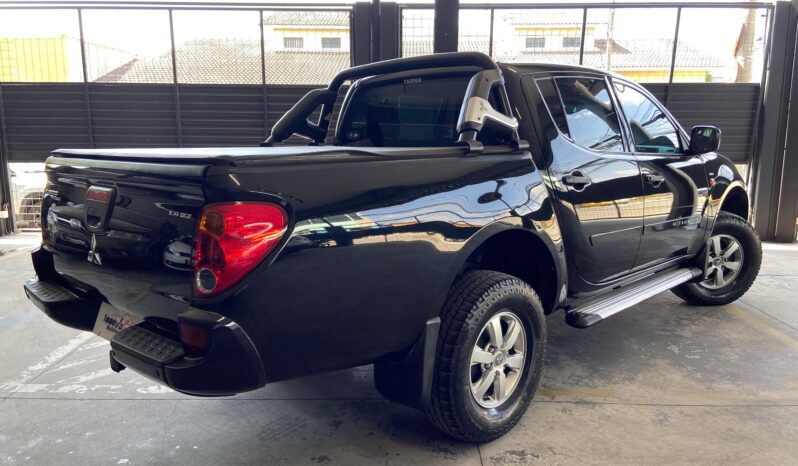 Mitsubishi L200 Triton 2012 completo