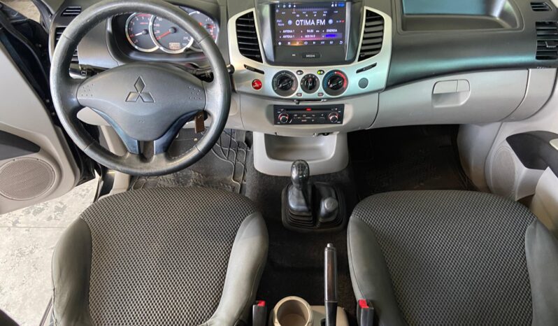 Mitsubishi L200 Triton 2012 completo