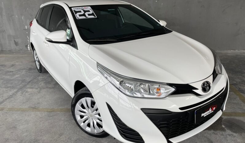 Toyota Yaris XL Live 2022 completo