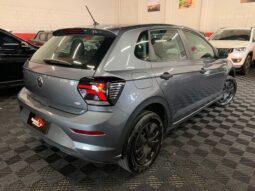 Volkswagen Polo Track 2023 completo