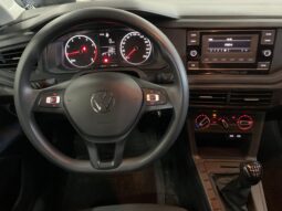 Volkswagen Polo Track 2023 completo