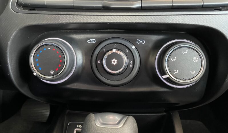 Fiat Cronos Drive 2023 completo