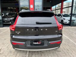 Volvo XC40 T-4 Momentum completo