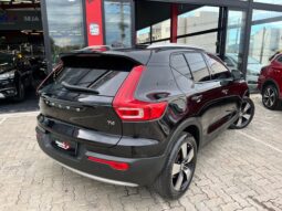 Volvo XC40 T-4 Momentum completo