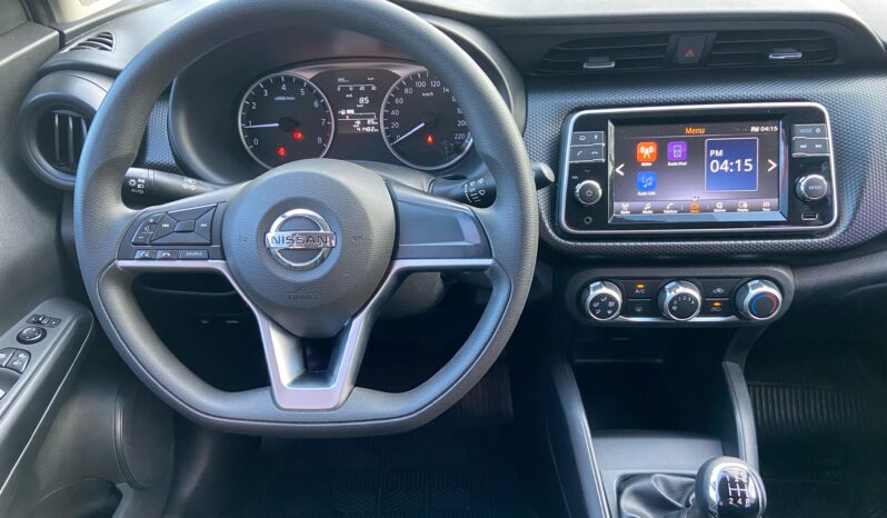 Nissan Kicks Sense 2022 completo